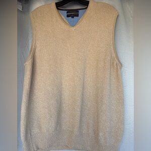 Tommy Hilfiger Men's V-Neck Sweater Vest - Beige